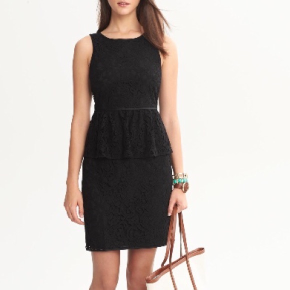 Banana Republic Dresses & Skirts - Banana republic lace peplum dress